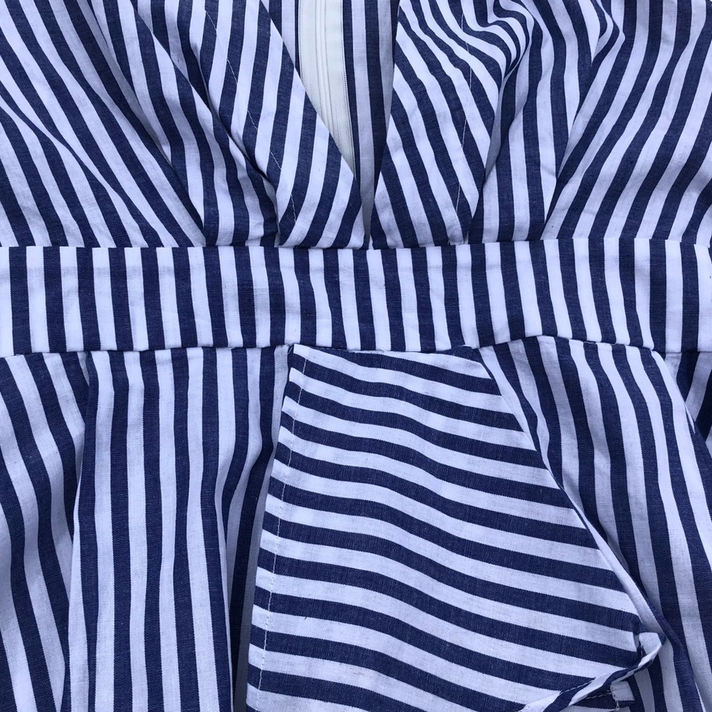SOLD. Anthropologie Avec Les Filles Ruffle Sleeve Peplum Top - Picture 7 of 11